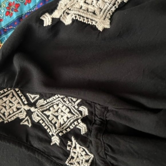 Lovesick Women's Tunic 3/4 sleeved with embroidery design size 0 - Picture 5 of 6